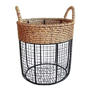 Grand panier de rangement en fil métallique de qualité supérieure avec poignée, idéal pour la décoration intérieure et le rangement des vêtements, empilable - Product Image 1