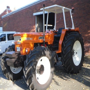Tractor Agrícola Fiat 4x4 de Alta Calidad con Cargador, 23Hp, Muy Económico, con Componentes Principales como Caja de Cambios, Motor y Rodamientos - Product Image 2
