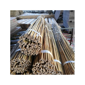 Poste de Bambú Natural Sostenible de Alta Resistencia a la Tracción, Tamaño Personalizado, Larga Vida Útil, Uso en Construcción, Hanoi International - Product Image 4