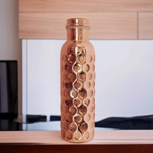 Bouteille d'eau en cuivre pur au design élégant, bouteille d'eau en cuivre moderne très vendue à bas prix - Product Image 2