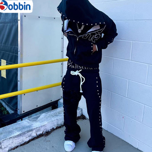 Conjunto Deportivo de Moda con Logotipo Personalizado, Corte Regular, Tejido Grueso 2 en 1, Sudadera con Capucha y Pedrería, Pantalones Deportivos Brillantes para Uso Diario - Product Image 6