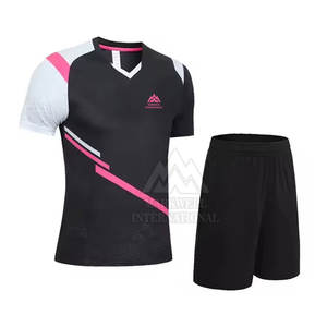 Uniforme de badminton sur mesure pour hommes, qualité durable, logo personnalisé imprimé, vêtements de tennis pour hommes, uniforme - Product Image 2