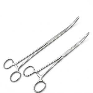 Pinzas hemostáticas curvas de acero inoxidable de primera calidad. Autoclavable, duradero e ideal para cirugía de precisión. - Product Image 1