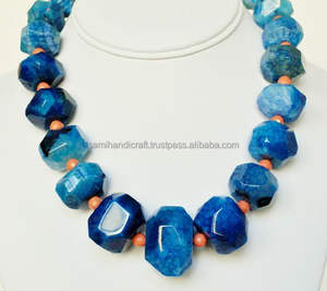 Support d'affichage de collier en résine nouvellement conçu avec crochet pour chaînes de perles de diamant et de perles - Product Image 3