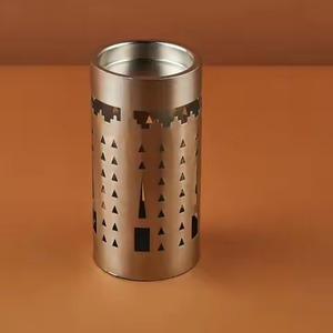 Brûleur d'encens en osier tressé blanc cassé, avec manchon extérieur en rotin crème à motif treillis, support pour charbon et parfum, brûleur de Bakhoor - Product Image 1
