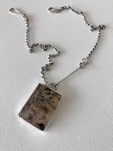 Pendentif artisanal en agate du Montana plaqué or, en argent sterling recyclé, élégant, avec pierre précieuse, cadeau de fiançailles - Product Image 5