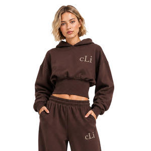 Conjunto Deportivo de Sudadera Corta con Capucha y Pantalones Anchos de Forro Polar para Mujer, Color Marrón Chocolate, Bordado Personalizado, Directo de Fábrica, para Otoño e Invierno - Product Image 5