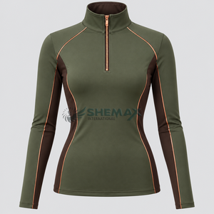 Camisetas ligeras para montar a caballo diseñadas para libertad de movimiento, control de la humedad y una cómoda capa base para usar bajo la ropa de equitación. - Product Image 1