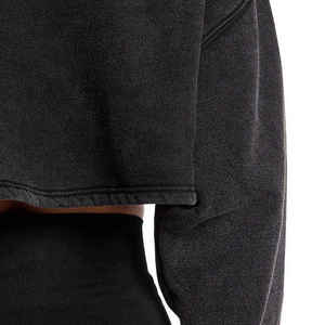 Nouveau design – Sweat à capuche court oversize pour femme avec logo personnalisé – Pull tendance streetwear - Product Image 4