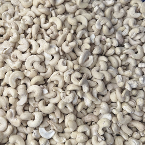 เม็ดมะม่วงหิมพานต์อบเวียดนาม โรงงานเวียดนาม ผลิตตามมาตรฐาน WW180 เม็ดมะม่วงหิมพานต์ซานติโก้ รับผลิตตามความต้องการของลูกค้าเวียดนาม (OEM/ODM) - Product Image 1