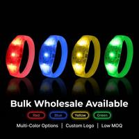 Bracelet lumineux LED activé par le son, bracelet lumineux à commande vocale pour concert, festival, événement
