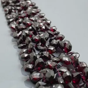 Rodolita Granate Natural 8-8.5mm, Cuentas de Corazón Briolette Grado AAA para Fabricación de Joyas al por Mayor - Product Image 1
