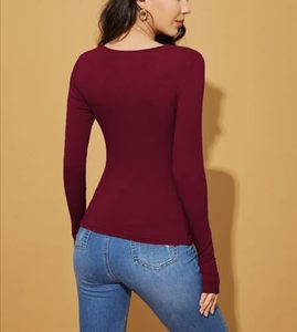 Camiseta básica suave con cuello en V para mujer, ropa de verano de manga larga, ropa de moda para el día a día - Product Image 2