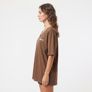 T-shirt personnalisé en coton épais pour femme, col en V, coupe oversize, uni, manches courtes, style streetwear décontracté, vente en gros - Product Image 4