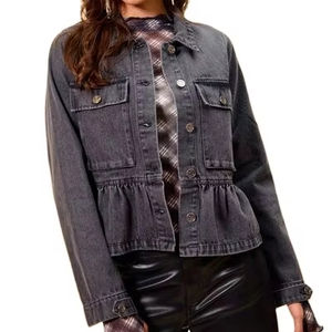 Chaqueta vaquera SO ME con dobladillo peplum, botones frontales y bolsillos - Product Image 1