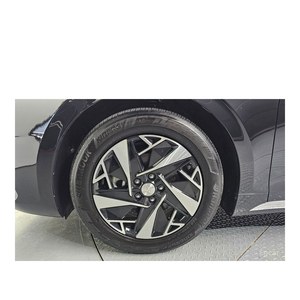 Hyundai Grandeur LeBlanc 2022, 99 623 km, boîte automatique, sièges en cuir, caméra de recul, conduite à gauche - Product Image 5