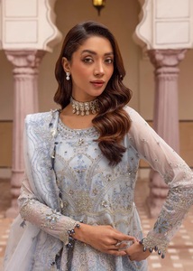 Colección Premium de Vestidos de Novia Pakistaníes – Lehenga, Sharara y Vestidos de Cola Larga - Product Image 4