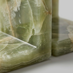 Juego de 2 sujetalibros de ónix verde natural, hechos a mano, en forma de L, de mármol, decorativos para el hogar, soporte para libros, venta al por mayor, logotipo personalizado - Product Image 4