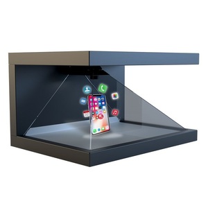 Pyramide holographique interactive de 32 pouces avec écran tactile moderne, dispositif publicitaire holographique 3D pour les commerces de détail et les halls d'hôtels - Product Image 1