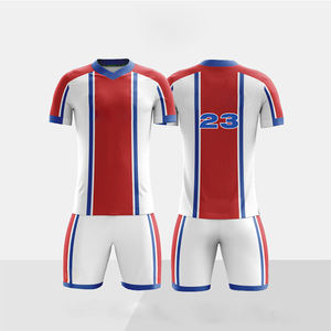 Conjunto de Uniforme de Fútbol Personalizado para Hombre en Poliéster, Uniforme de Fútbol de Fábrica con Calidad Digital Personalizada, Camiseta de Club de Fútbol Transpirable - Product Image 3
