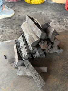 Charbon de bois dur en morceaux KAW Vietnam Export pour barbecue, combustible pour restaurant, 80-90% de carbone fixe, 3-5% de cendres, haute chaleur, faible fumée, 5% - Product Image 4