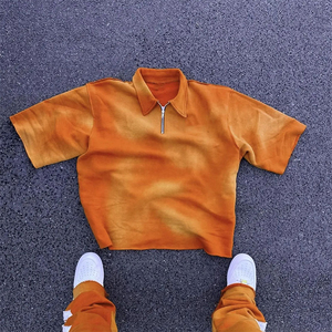 Polo pour homme dégradé rouge, col demi-zip, coupe courte, style streetwear décontracté, coupe ajustée, tendance estivale - Product Image 1