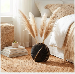 Jarrón de Metal Negro de Diseño, Hermosa Pieza Decorativa Elegante para Bodas o Mesas Festivas - Product Image 6