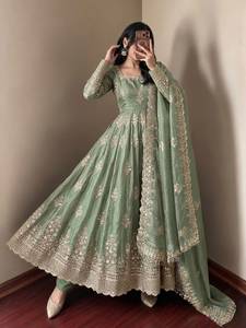 Conjunto de Salwar Kameez Tradicional de Seda Bordada para Mujer, Traje Indio Pakistaní para Fiesta o Boda con Dupatta, para Todas las Temporadas - Product Image 4