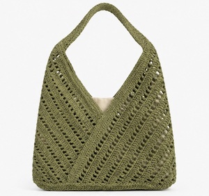 Bolso de Mano de Ganchillo Rosa Estilo Bohemio con Parte Superior Abierta para la Playa de Verano - Product Image 4