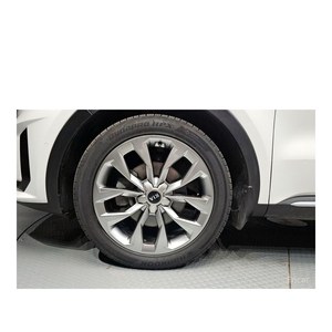 2022 for Kia Sorento Diesel 2.2 4WD 118,424 km Leather Seats Left Steering - Product Image 5