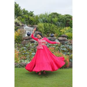 Navratri spécial belle robe traditionnelle chinoise brodée - Product Image 6