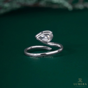 LUMERA FINE JEWELLERY Anillo de Diamante Cultivado en Laboratorio de 1.07 Quilates, Corte Pera, VVS2, Oro 9k/10k/14k/18k, Certificado IGI, Lujo - Product Image 5