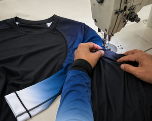 Men Latest <b>Design</b> <b>Compression</b> <b>Shirt</b> Quick Dry <b>Customize</b> Logo Sublimation Contrast Sleeves Print O-Neck Rash Guard Gym Wear <b>Shirt</b> - Product Image 5
