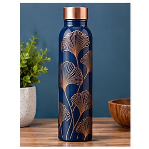 Bouteille d'eau moderne en cuivre doré avec motif montagne, écologique, sans BPA, portable, pour activités de plein air - Product Image 5