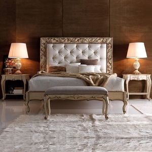 Meubles de chambre à coucher en teck massif Arvessina Premium, ensemble de chambre à coucher en bois artisanal, collection luxueuse, élégante et classique. - Product Image 1