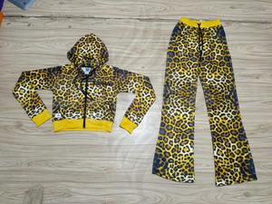 Sudadera con Capucha para Mujer, Diseño de Leopardo Sublimado, Ligera, Ecológica, Transpirable, de Algodón French Terry, con Bordado y Lavado Ácido - Product Image 2