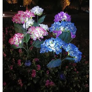 Set di 4 Luci Solari da Giardino, Grandi e Realistiche, a Forma di Fiore Ricamato, per Cortili e Prati Esterni - Product Image 4