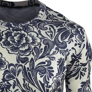 Camisetas de sublimación de tela de alta densidad, personalizadas con impresión completa, costuras premium, cómodas y a bajo precio. - Product Image 4