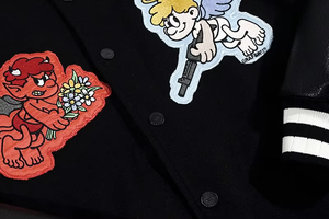 Chaquetas Varsity de Invierno para Niños, Color Negro, de Lujo, con Forro de Lana Suave y Poliéster, Bordado Chenille, Cuero Sintético - Product Image 3