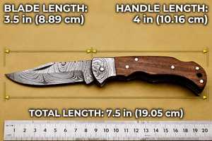 Couteau utilitaire pliant artisanal OEM en acier Damas, manche en bois naturel, contreforts en acier Damas, lame à bord dentelé de type Drop Point - Product Image 6