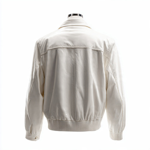 Veste en cuir de haute qualité, très élégante et stylée - Product Image 2