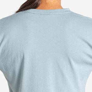 Nouveautés : T-shirt court personnalisé pour femme, coupe décontractée, nouveau design - Product Image 4