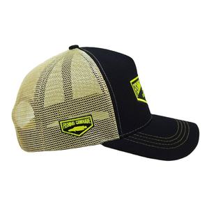 Casquette de camionneur 6 panneaux avec patchs logo brodés côté avant gauche, bandes contrastantes noir/jaune, fermeture snapback, toile OEM unisexe - Product Image 4