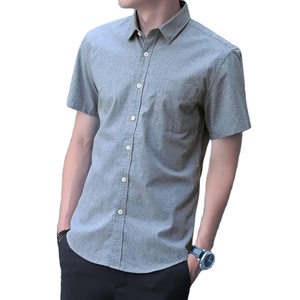Top ajustado informal de verano para hombre, camisa de manga corta con solapa abotonada, Color sólido, tela de 180 gramos, tamaño de tela, camisetas únicas de 2017 - Product Image 4