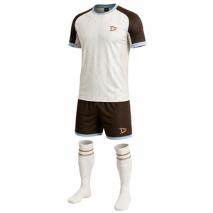 Uniforme de Fútbol Personalizado para Hombre, Blanco y Marrón con Estampado Geométrico, Manga Corta, Absorbe la Humedad, Ajuste Atlético, para Todas las Temporadas - Product Image 3