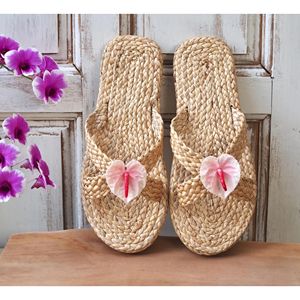 Natural Fiber Water Hyacinth Indoor <b>Slippers</b> Handmade Eco Friendly House Sandals for Home Hotel and Spa Amenities - Product Image 1