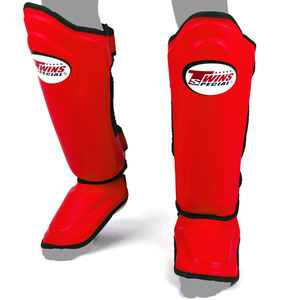 Protège-tibias personnalisés en cuir de vachette véritable Twins avec fermeture auto-agrippante, protection légère pour la boxe et le Muay Thai - Product Image 1