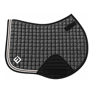 Tapis de selle de dressage matelassé rouge avec bordure en corde et sangle de maintien pour l'équitation - Product Image 3