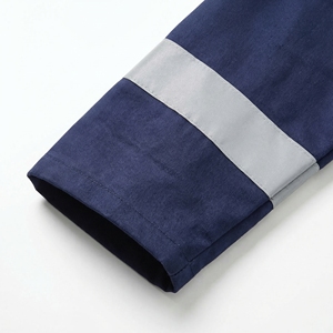 เสื้อแจ็คเก็ตสะท้อนแสงสำหรับงานหนัก พร้อมแถบสะท้อนแสงที่อกและแขนเสื้อ สำหรับงานอุตสาหกรรม รับผลิตแบบ OEM / แบรนด์ส่วนตัว - Product Image 6