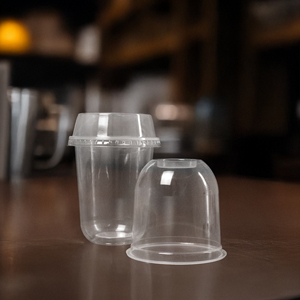 Fabricant vietnamien de gobelets en plastique PP jetables, gobelets en plastique transparents à rayures avec couvercles pour pique-nique, fête, événement - Product Image 5